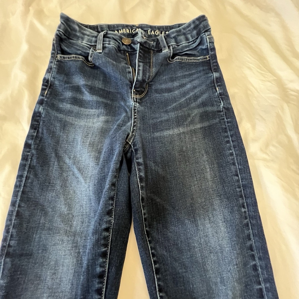American Eagle Next level stretch Curvy Hi Rise Jegging Dark Wash Size 2 SHORT